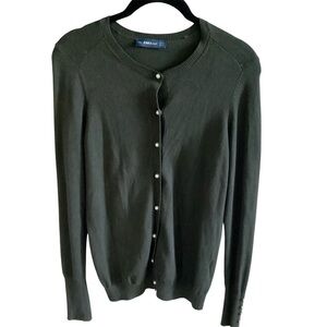 Zara knit cardigan with pearl buttons